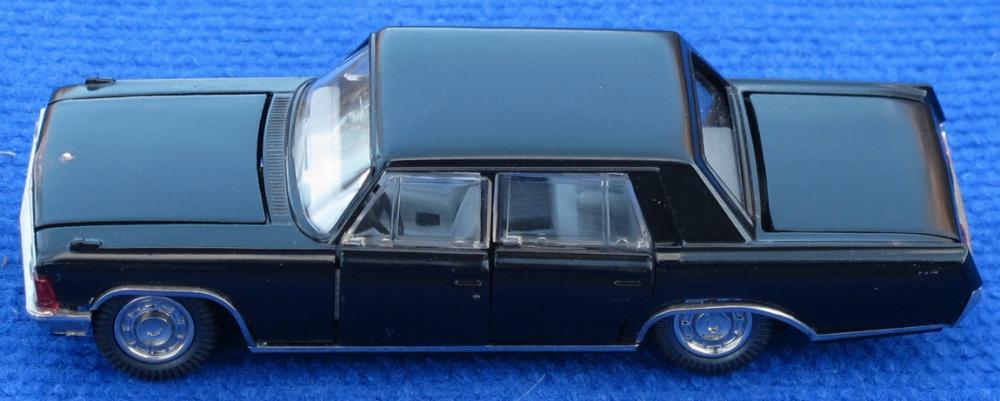 Camion ZIL 131 avec canon anti-aérien ZU-23-2 au 1/43 (par Hervé C